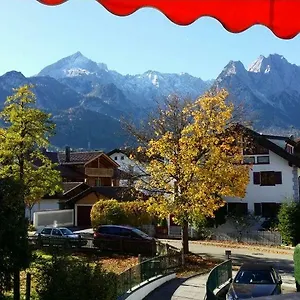 Koenigsberger Apartment